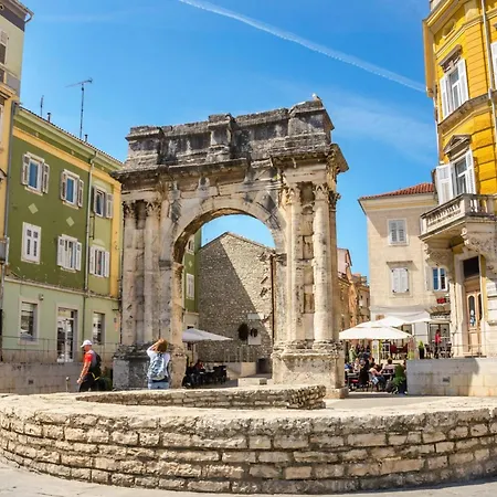 Centinera - Happy * Pula